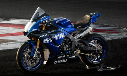 Érkezik az új Yamaha R1 GYTR