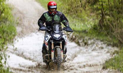 BMW F 900 GS-teszt az enduróparkban