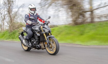 Teszt: Honda CB1000 Hornet SP