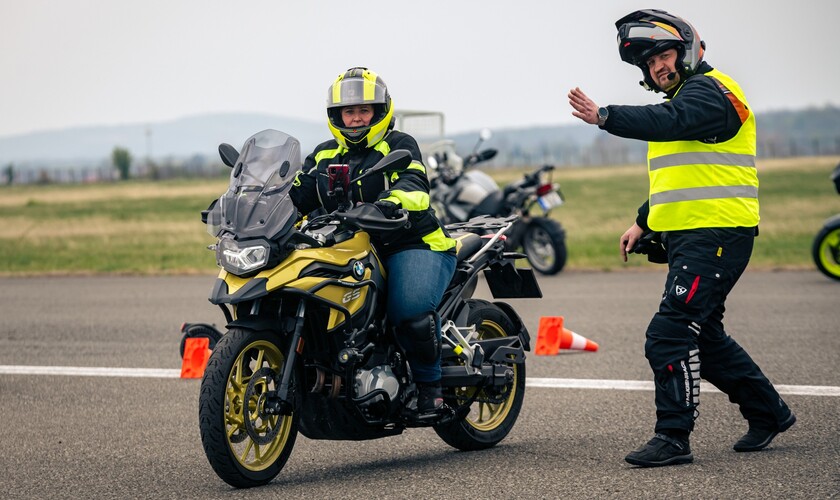 A Hungária Rendőregylet idei programjai - Közös tanulás és motorozás