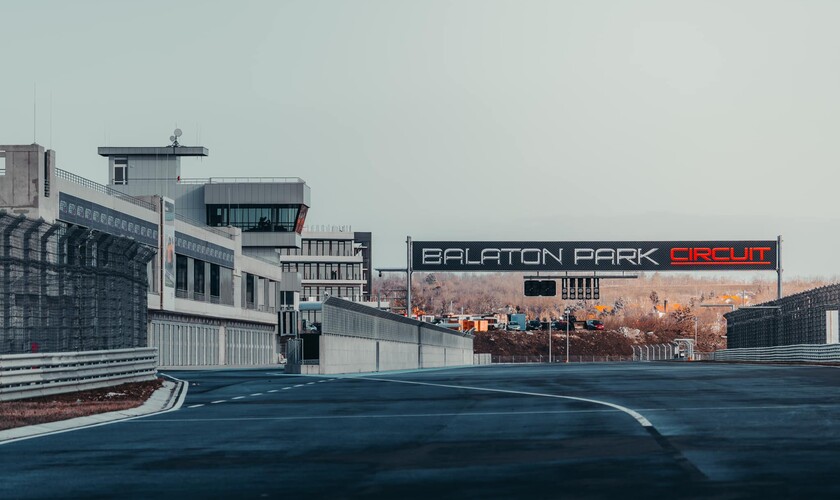 Elkészült a Balaton Park Circuit új aszfaltcsíkja - Jöhetnek a bajnokok!