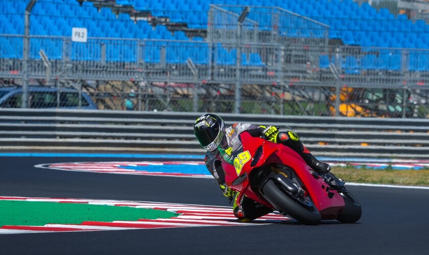 Tíz évre jön hozzánk a MotoGP, de a helyszín változhat - Magyarországon tesztelnek a GP-pilóták