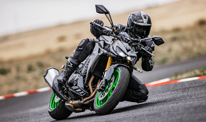 Sportosabb lett az új Kawasaki Z1100 - Új korszak kezdődik