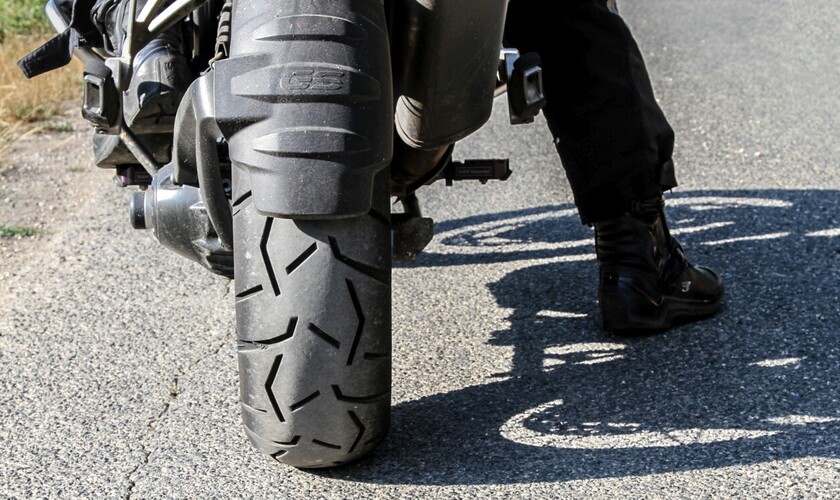 Miért nincs szükség az új motorgumi bekoptatására? - Biztos tapadás már az első méterektől