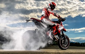 Bemutató: Ducati Hypermotard SP