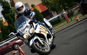 Biztonság: ingyenes motoros tréningek