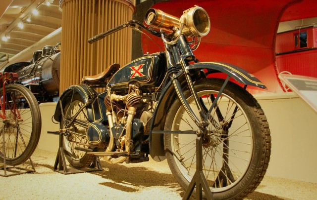 Híres motorosok garázsa: Charles Lindbergh