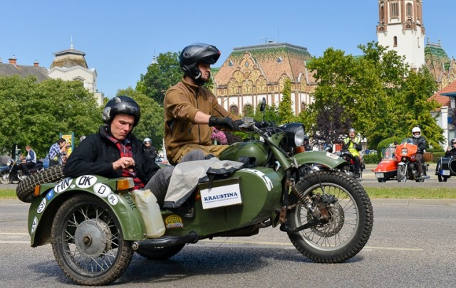 Oldalkocsis és katonaimotor-találkozó Magyarországon