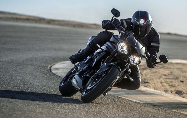 Bemutatták az új Triumph Speed Triple RS-t