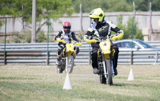 Motoroshölgyeket láttak vendégül a Hungaroringen