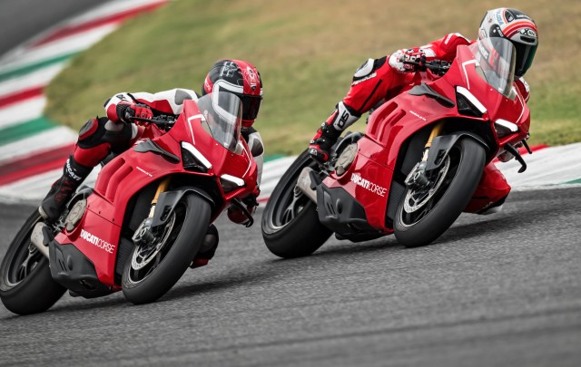 Bemutatkozott a Ducati Panigale V4R