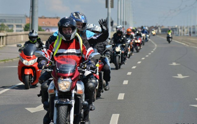 Szezonnyitó Motoros Gurulás április 25-én 