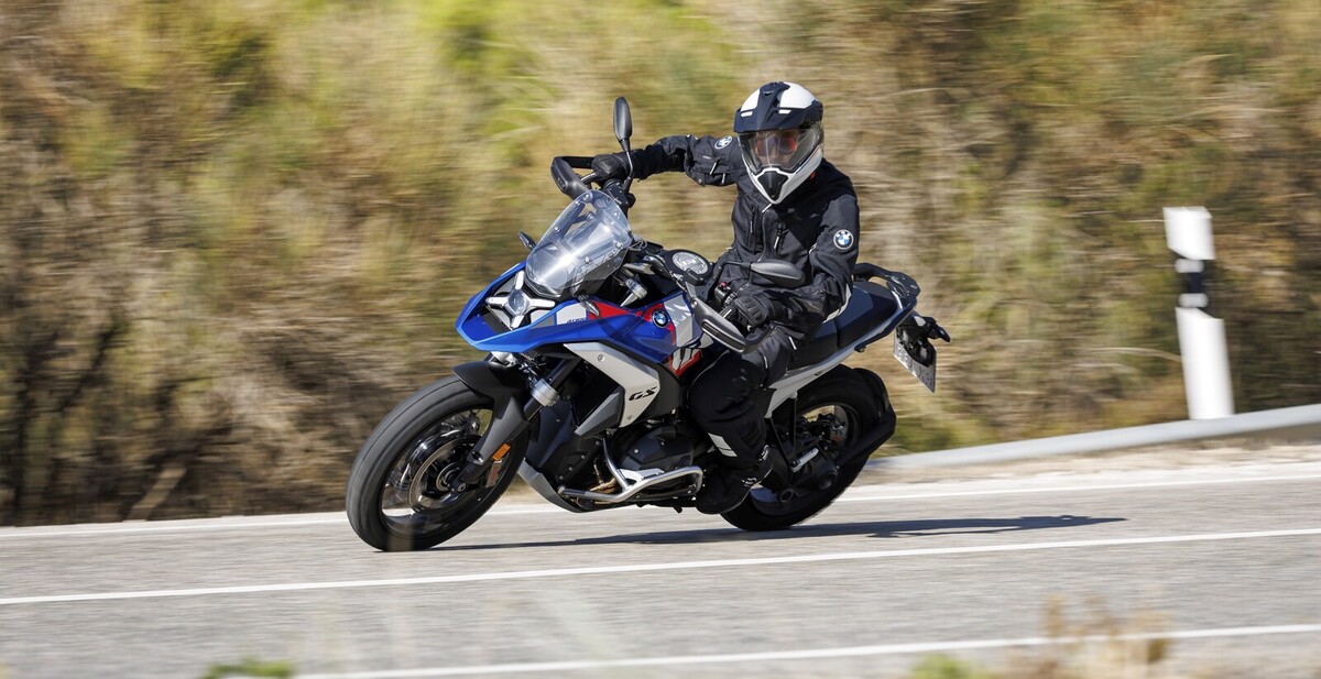 bmw-motorrad-2023-motorpiac-eladasok