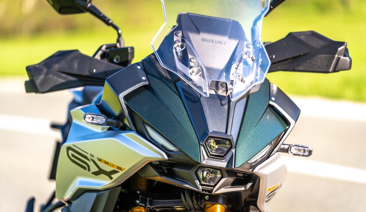 suzuki-gsx-s1000-gx-teszt
