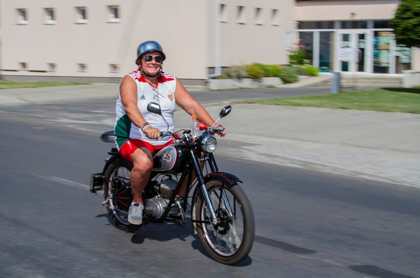veteran-motorkiallitas-kirchner