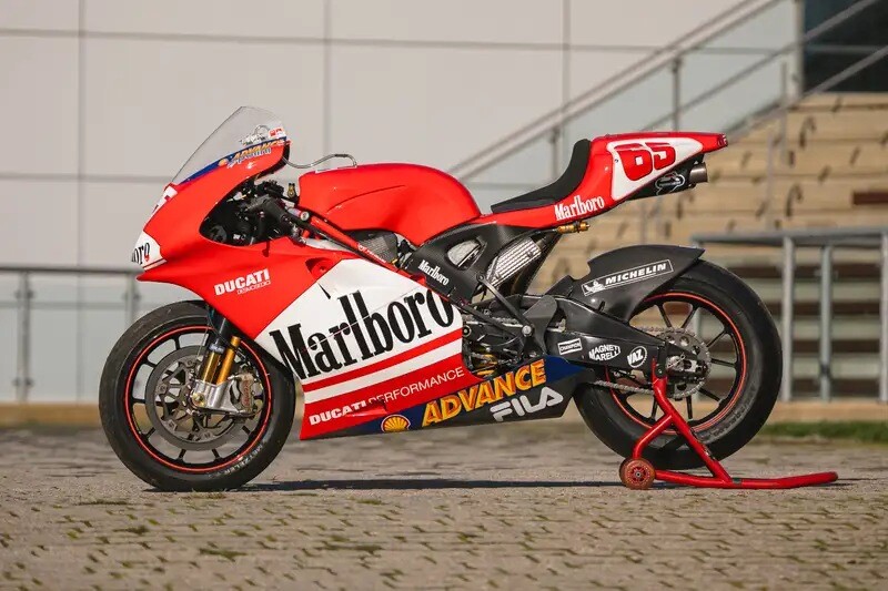 elado-loris-capirossi-ducatija