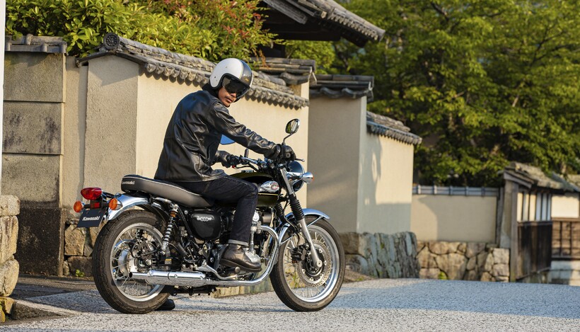 kawasaki-w800-2025