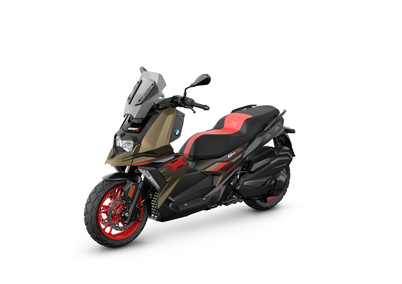 bmw-c-400-x-es-gt-2025-bemutato