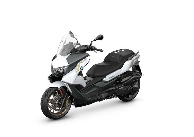 bmw-c-400-x-es-gt-2025-bemutato