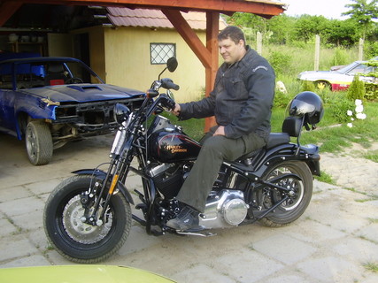Harley Davidson crossbones