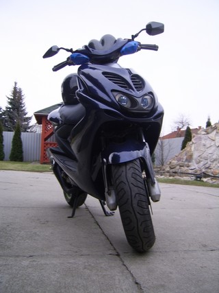 Yamaha aerox 50