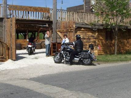 2009.05.09.Császár.Western farm.