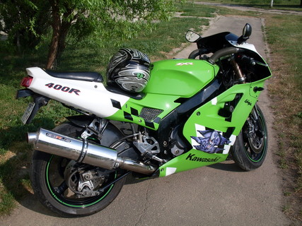 ZXR 400