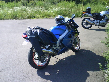 ZXR (L)