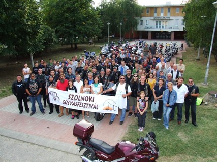 V2 Bikers Klub Szervezése