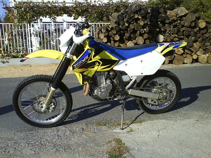 DRZ 400E motorom