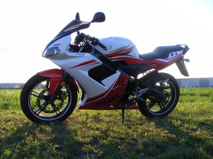 Yamaha TZR