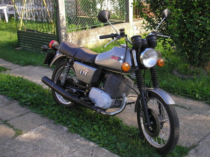 Motorom  ETZ 250