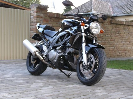 Suzuki SV1000N