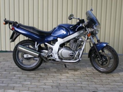 Suzuki GS500E