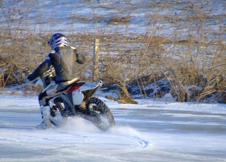 Idei első jégmotorozás!!