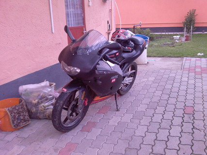 Aprilia rs 75