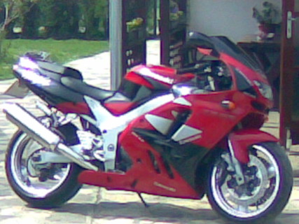 ZX - 9R