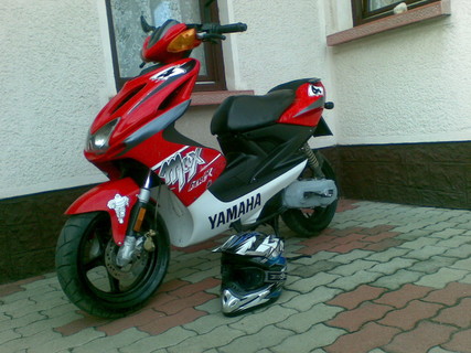 Yamaha Aerox 50 Max Biaggi