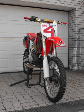 CR 250