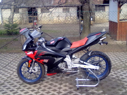 Aprilia Rs 50