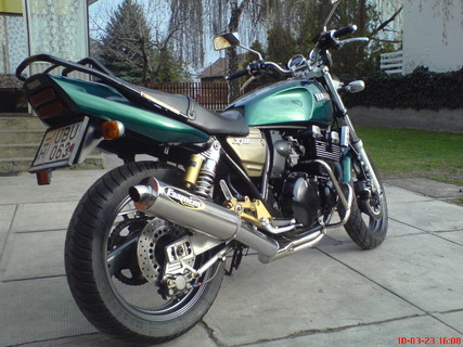 Yamaha Xjr 400