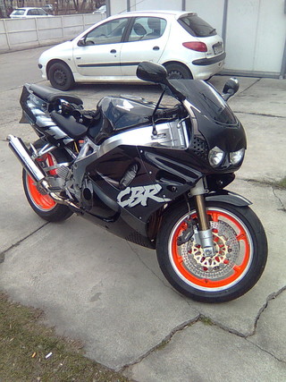 CBR 900 RR sc28