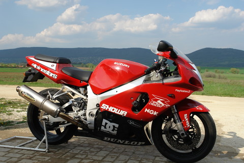 Barátom motorja GSX - R 750 \'03