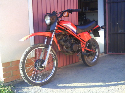 Honda MT8