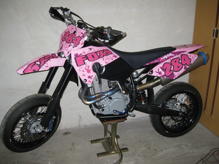 Pink Husaberg design