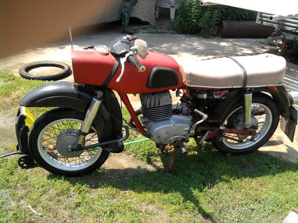 Mz ES 250/2 trophy deluxe Gazdát keres