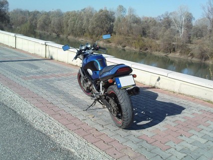 Suzuki bandit 250