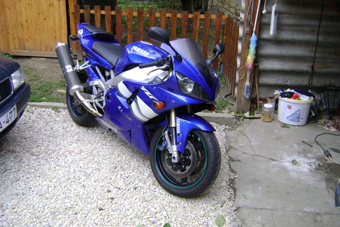 Yamaha Yzf - R1