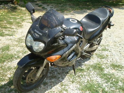 GSX750F felújítás