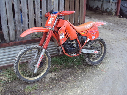 Cr 125